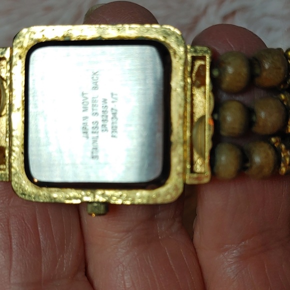 Vintage Gold Tone Quartz Square Face Watch with Wooden Beads - Picture 4 of 7